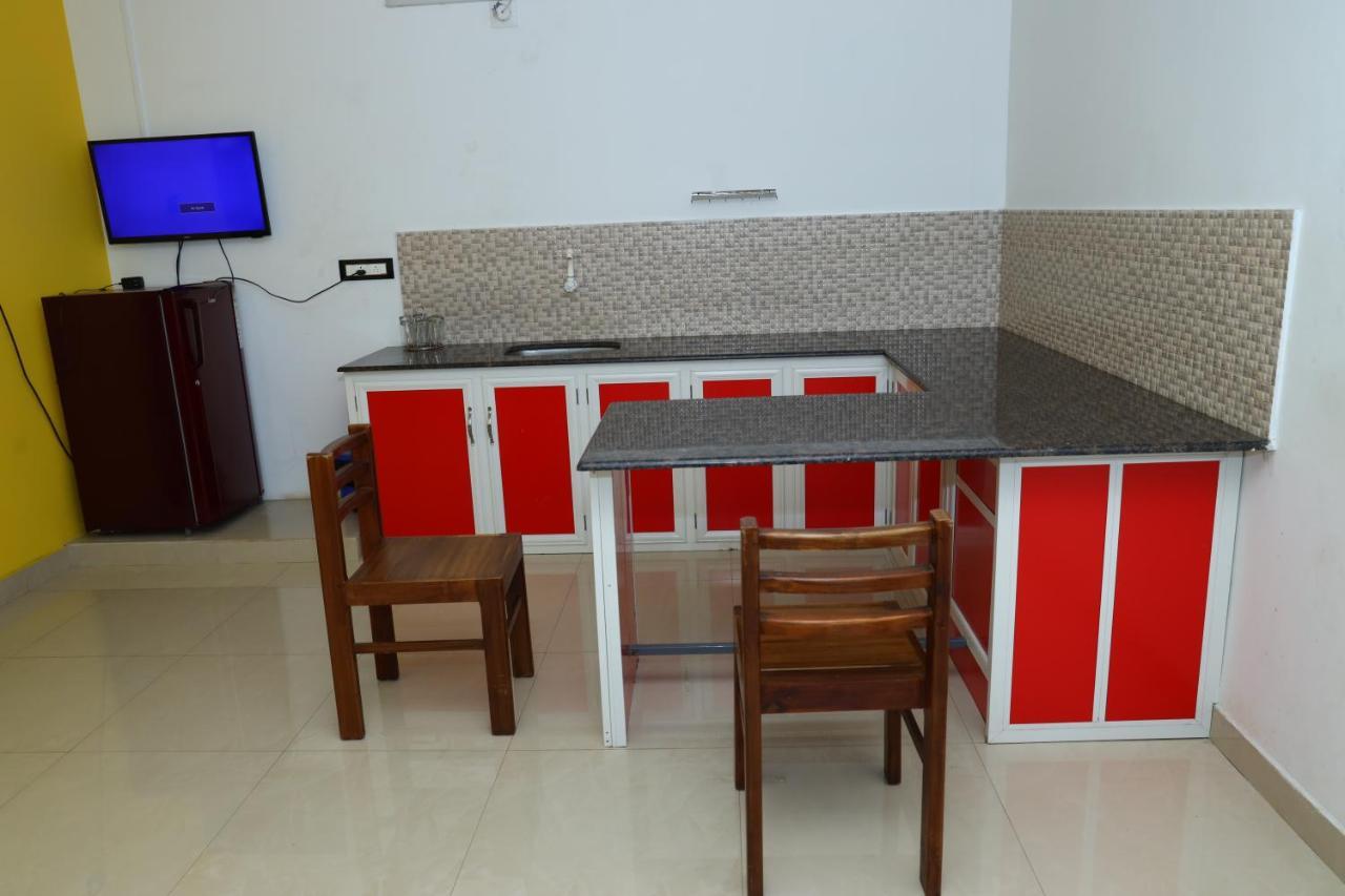 Airport Cochin Grand Residency , Nedumbassery Ангамалі Екстер'єр фото